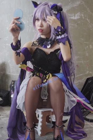 【xxn-319】展会CD刻晴小姐姐..棕色丝袜白内坐下走光